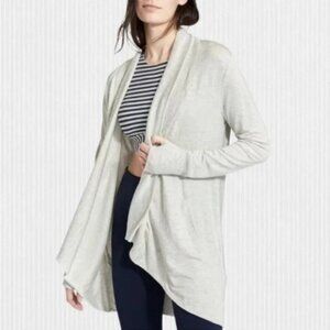 Athleta Pranayama Wrap Restore Gray Size Large